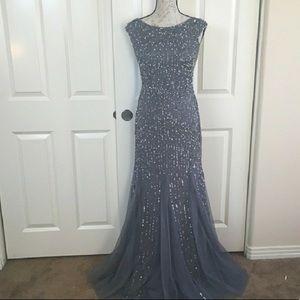 Gorgeous Adrianna Papell Formal Gown Size 2